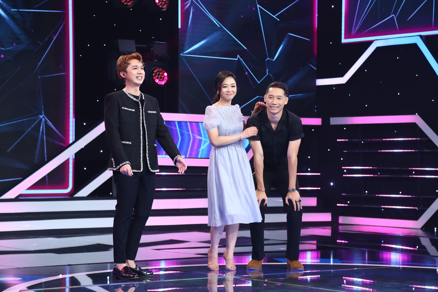DANG KHANH, HA THANH XUAN, LE NAM, TRIEU LONG TRONG SAN DAU NGOI SAO (37)
