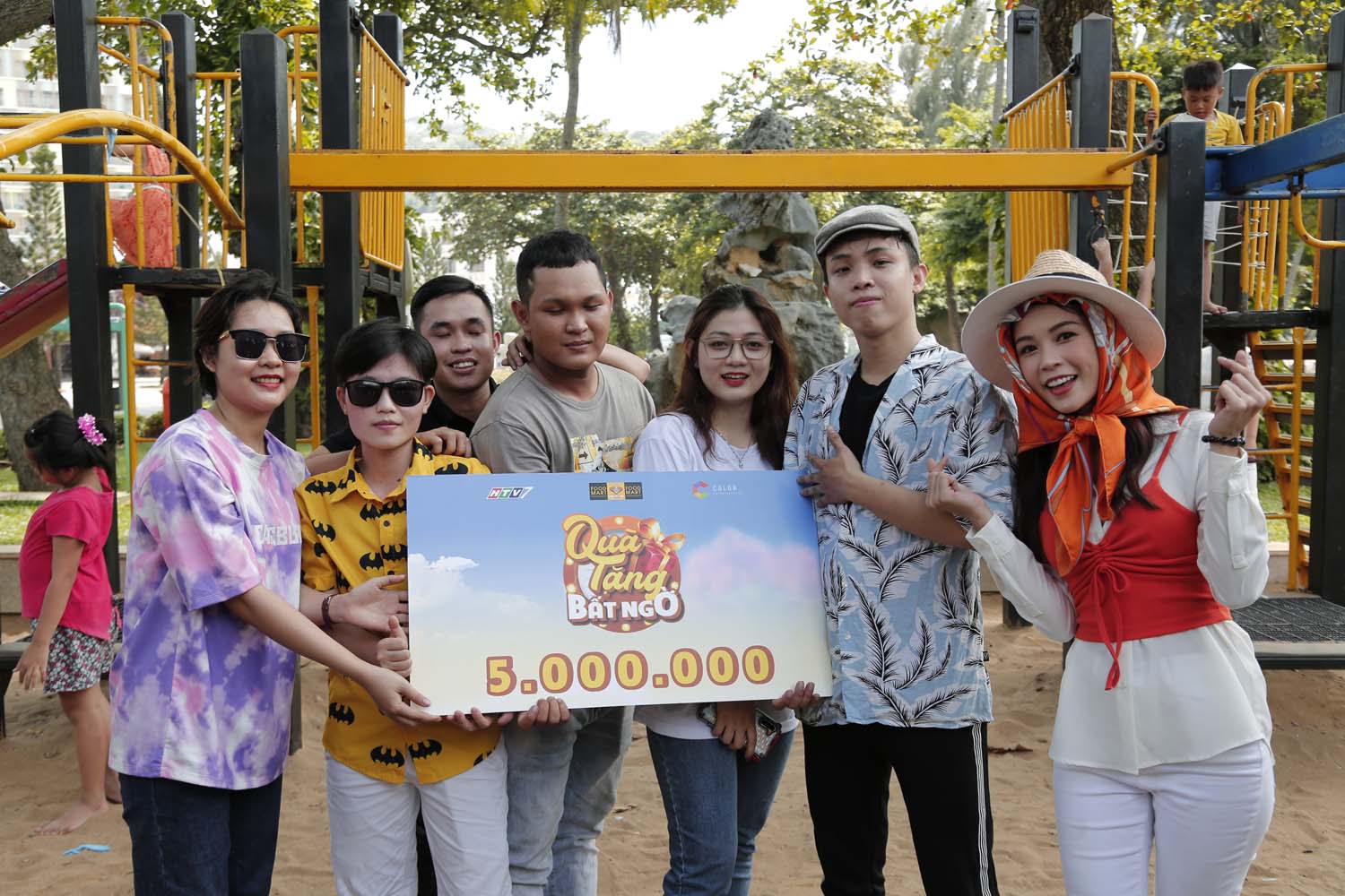 VAN THIEU (9)
