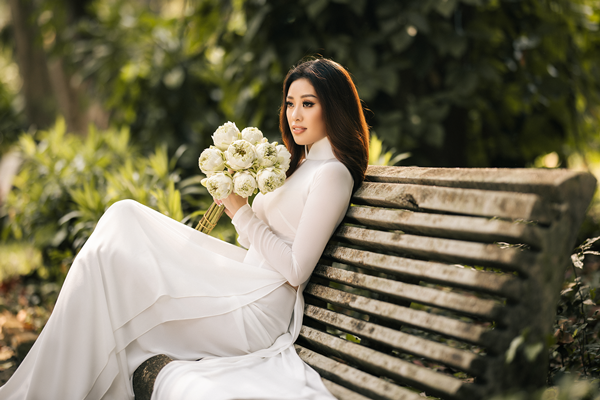 Hoa hau Khanh Van_Bo anh Ao Dai9