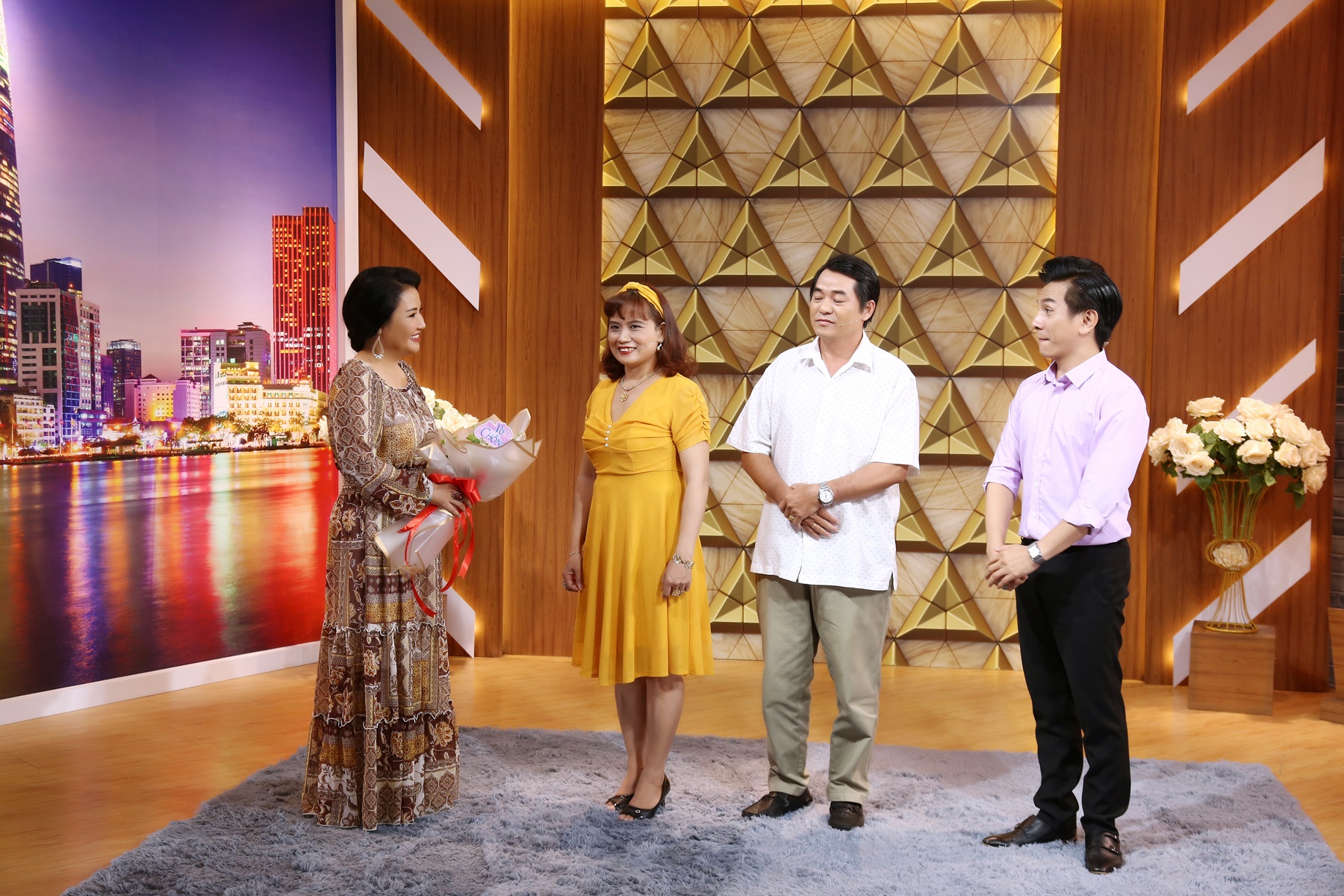 DANG VAN SY, NGUYEN THI THU HA - TALK (34)