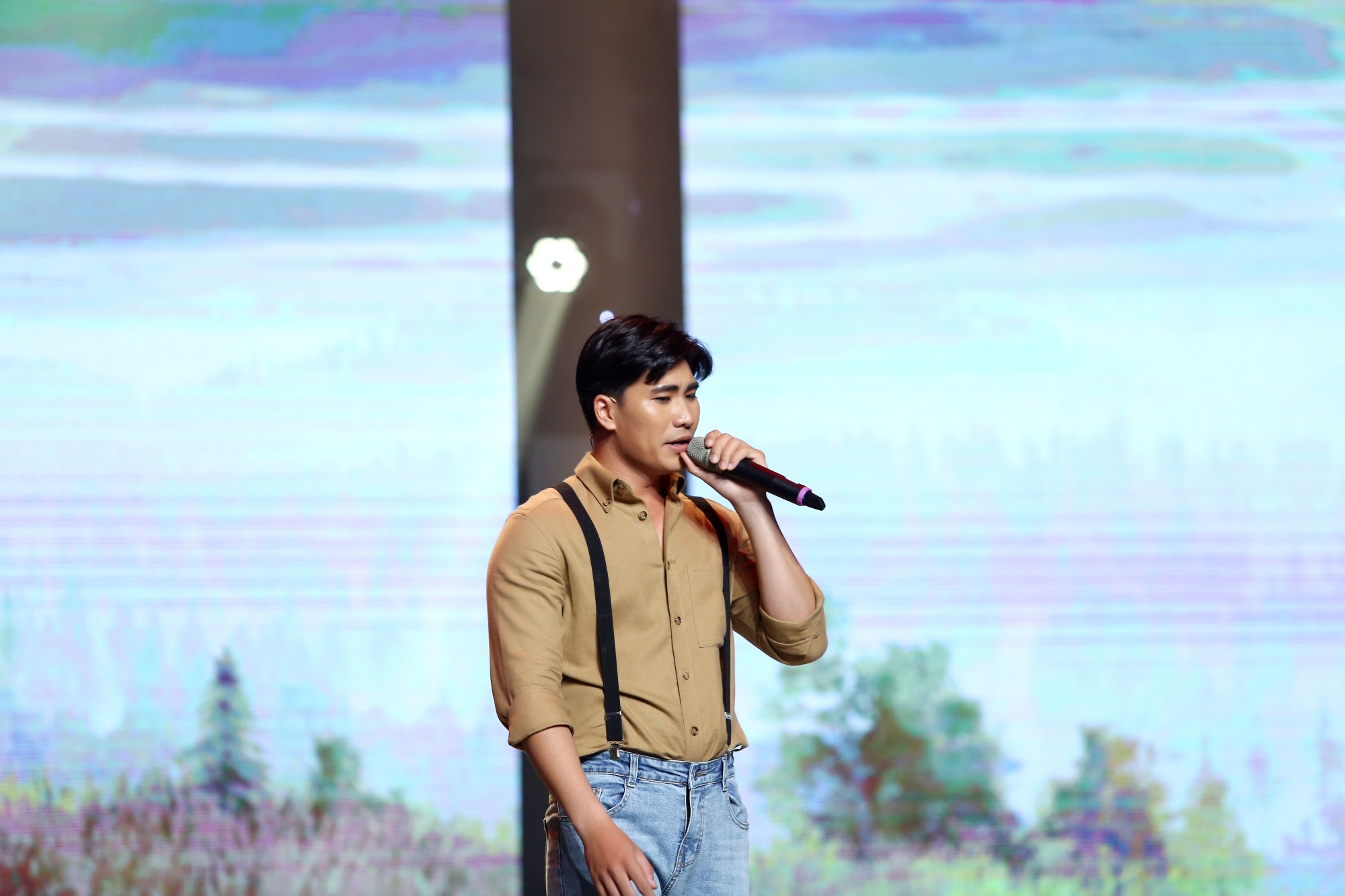 batch_HOANG NGOC SON - BONG CHIEU XUA (20)