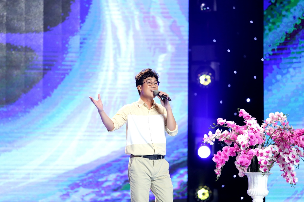 HOANG LUAN (16)